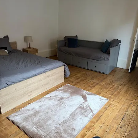 Grand F2, Quartier Historique De Moulins, 5 Pers Apartamento *