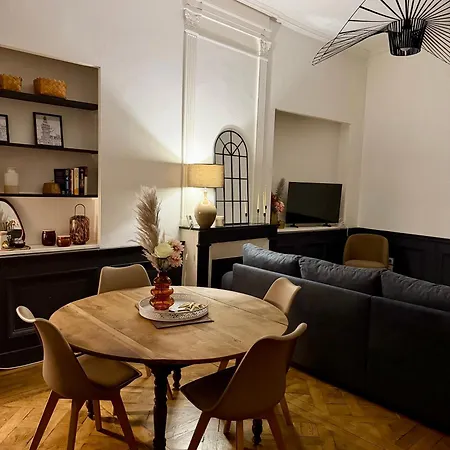 Apartamento Grand F2, Quartier Historique De Moulins, 5 Pers *