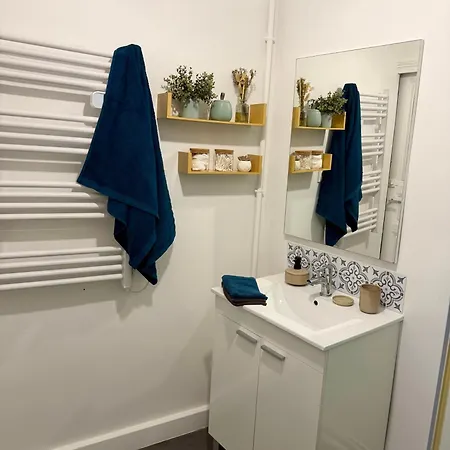 Grand F2, Quartier Historique De Moulins, 5 Pers *